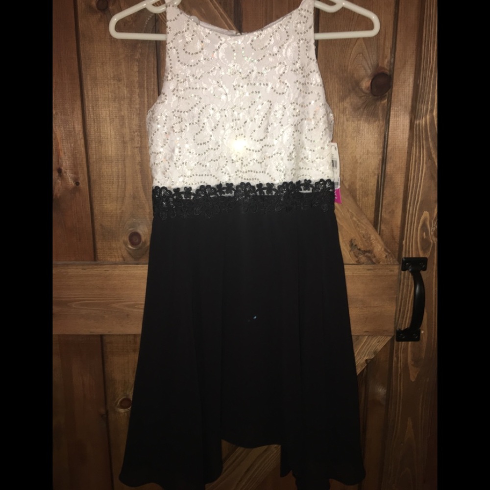 NWT Black & White formal mini dress